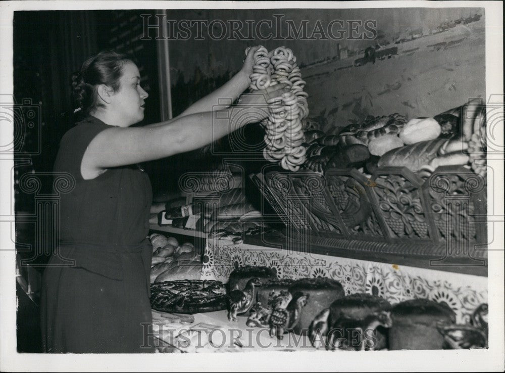 1954 Press Photo Preview of British Food Fair - KSB59475