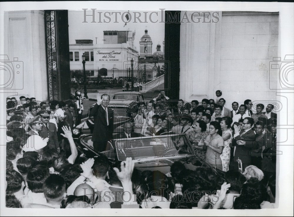 1962 Press Photo Duke of Edinburgh Visits Latin America - KSB60135