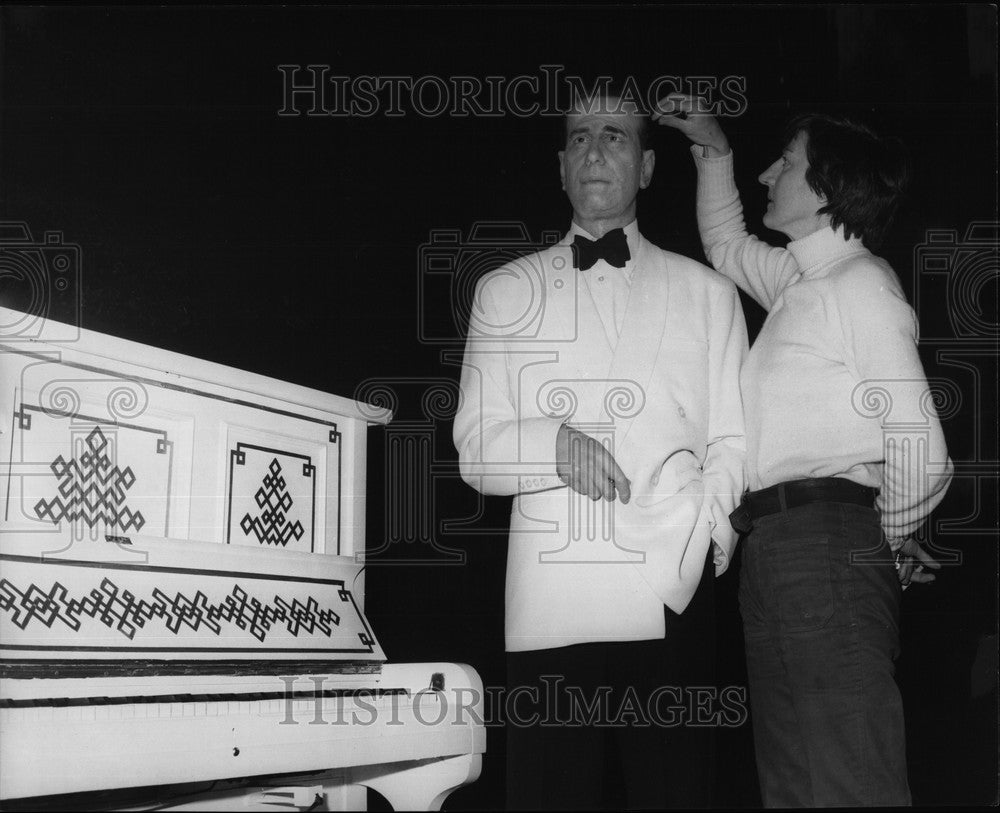 1974 Press Photo Wax Figure Of Humphrey Bogart At Tussaud's - KSB60289