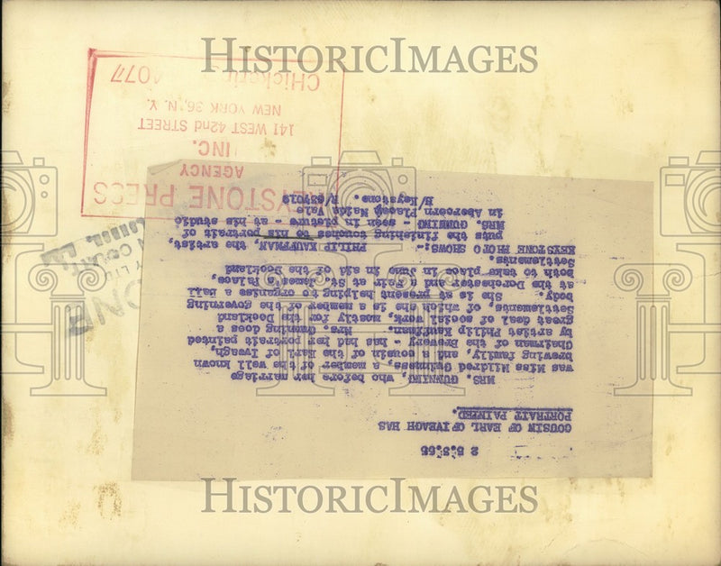 Load image into Gallery viewer, 1955 Press Photo Philip Kauffman Paints Portrait Mildred Gunning Cousin Earl
