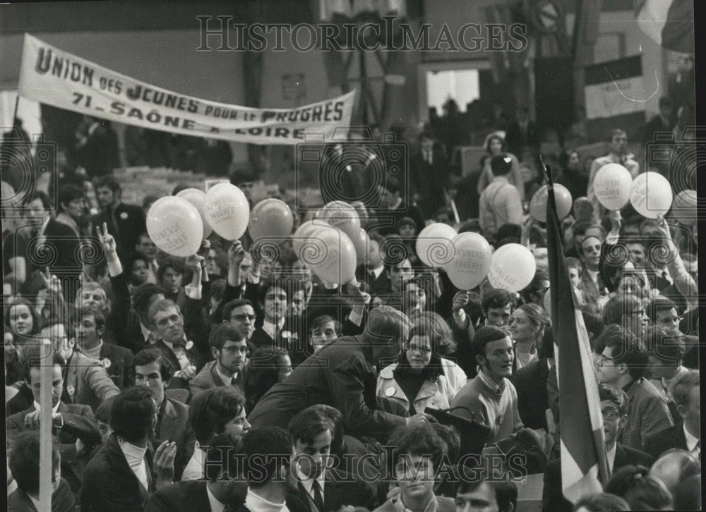 1969 Press Photo Union of Youth for Progress Conference