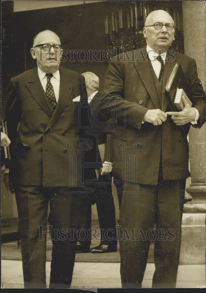 Load image into Gallery viewer, 1973 Press Photo Maurice Schumann &amp; Rene Pleven Leave Elysee Council Meeting
