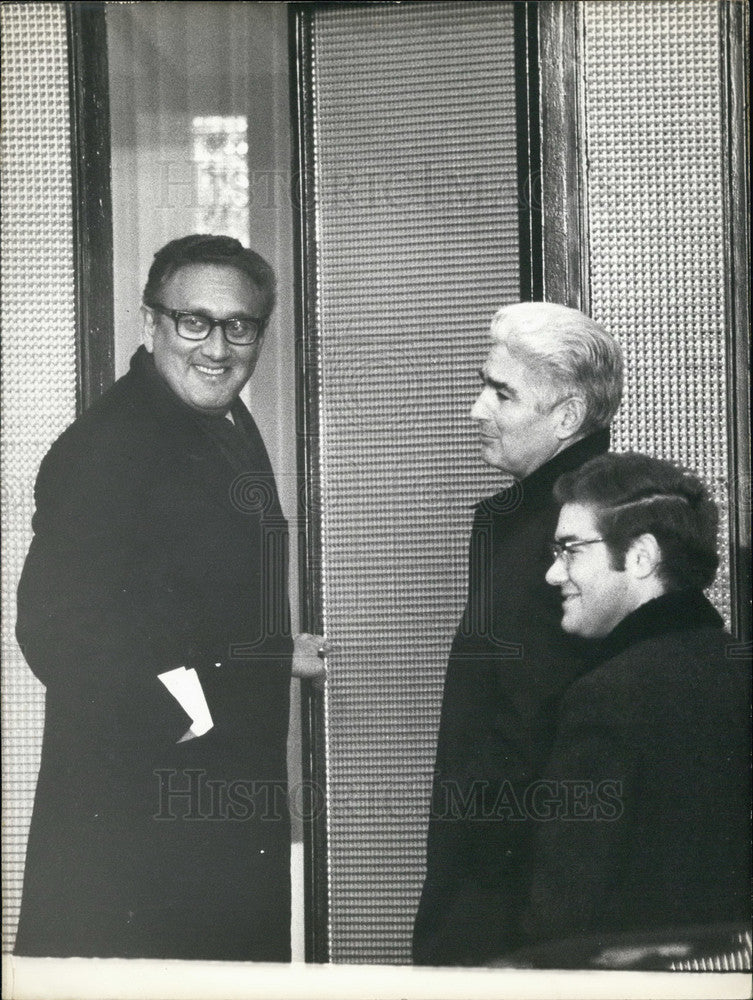 1973 Press Photo Henry Kissinger, Le Duc Tho Meet to Discuss Vietnam