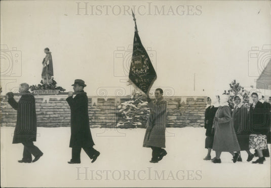 1952 Press Photo Morey-Saint-Denis Celebrating the Feast of St. Vincent