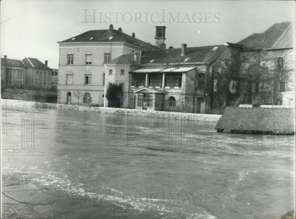 1962 Press Photo Flooded Quarter of the City of Alencon