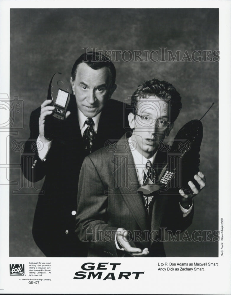 1994 Press Photo Actors Don Adams And Andy Dick Starring In &quot;Get Smart&quot;- Historic Images