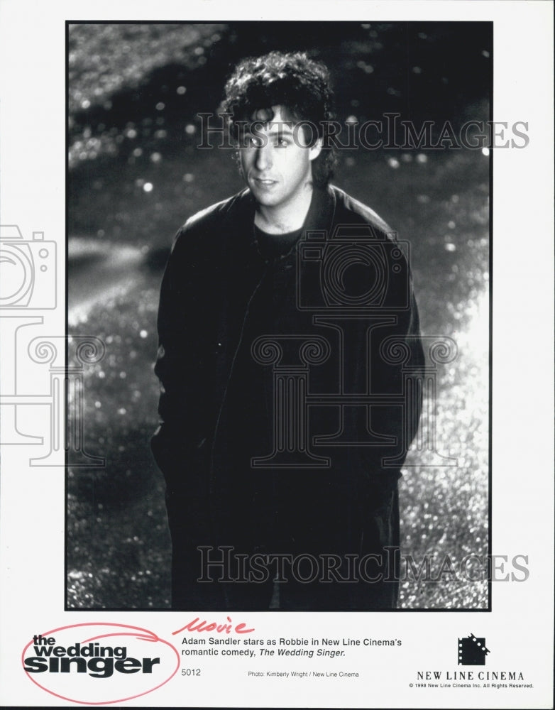 1998 Press Photo Actor Adam Sandler Starring In Comedy Film &quot;The Wedding Singer&quot;- Historic Images