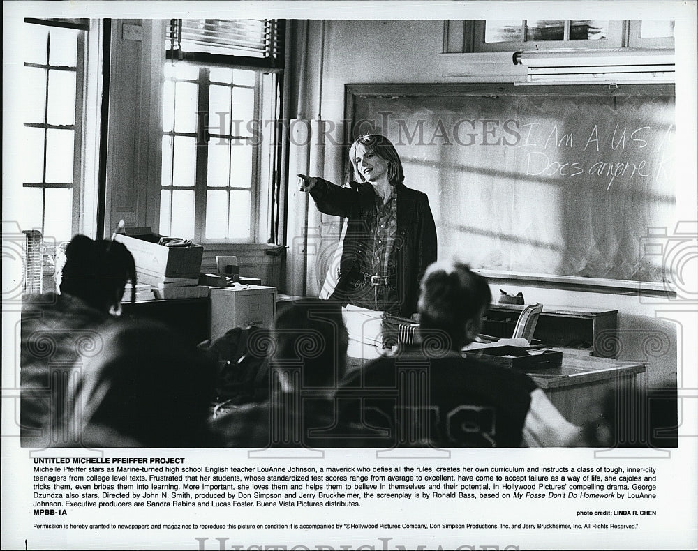 Press Photo Michelle Pfeiffer of &quot;My Posse Don&#39;t Do Homework&quot;- Historic Images