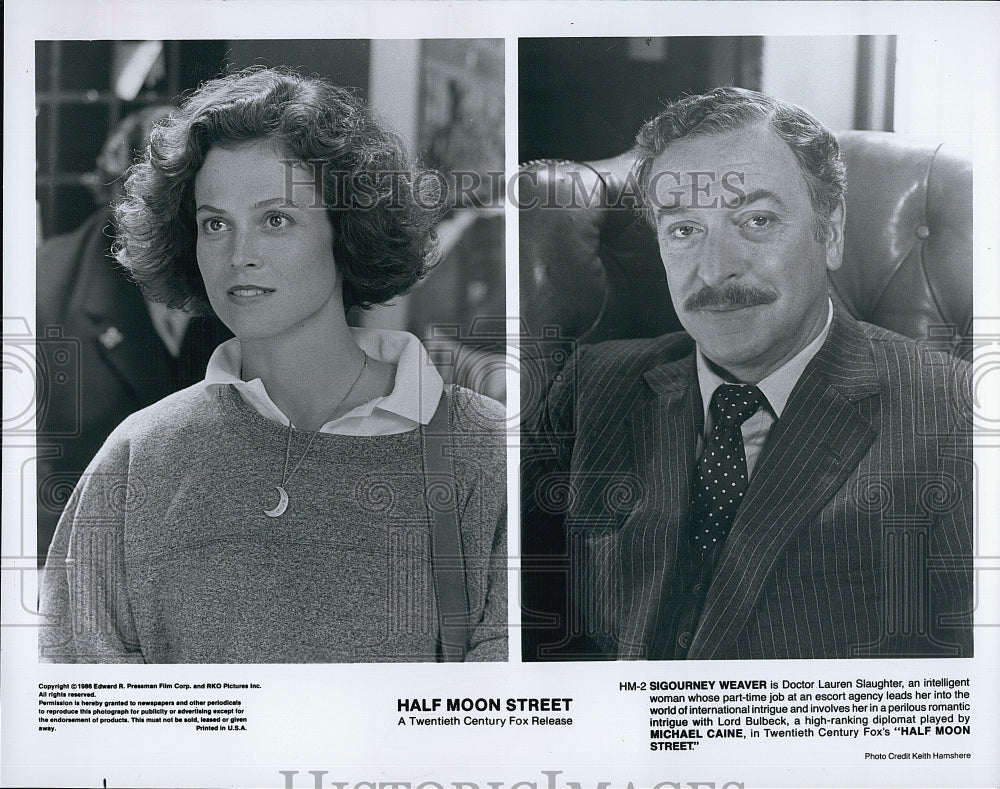 1986 Press Photo &quot;Half Moon Street&quot; Sigourney Weaver &amp; Michael Caine- Historic Images