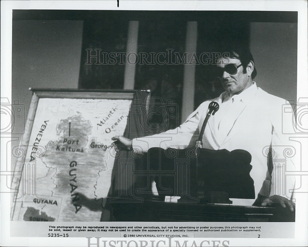 1980 Press Photo &quot;Guyana Cult of the Damned&quot; Stuart Whitman- Historic Images