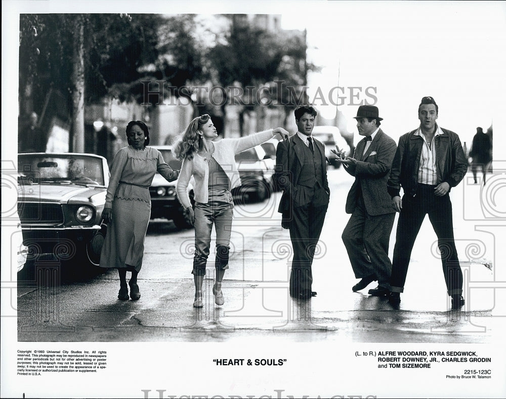 1993 Press Photo Alfre Woodard Kyra Sedgwick Robert Downey Jr Charles Grodin- Historic Images