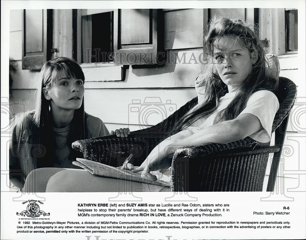 1992 Press Photo "Rich in Love" Kathryn Erbe & Suzy Amis
