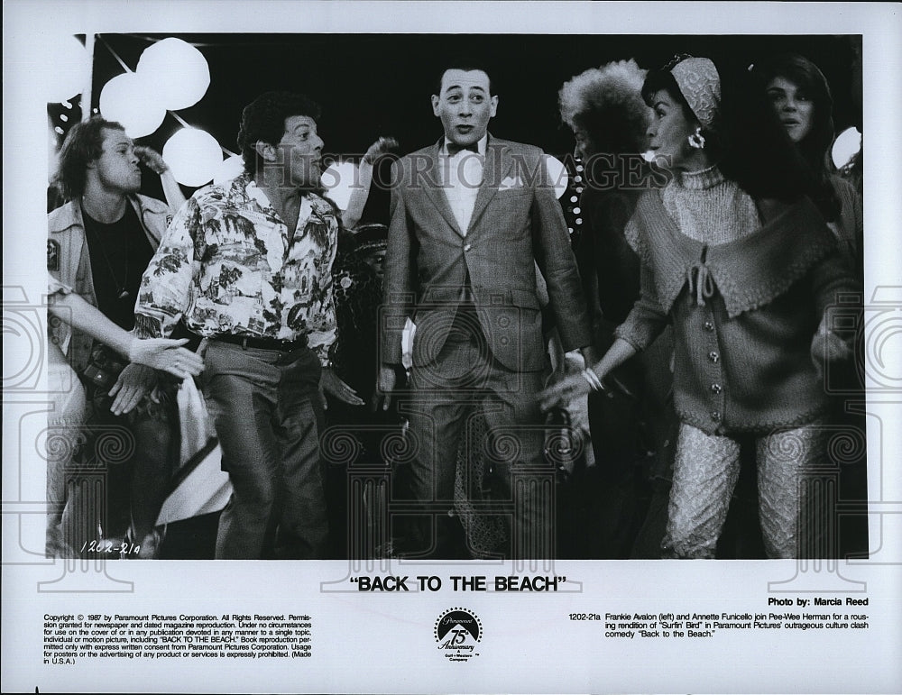 1987 Press Photo Frankie Avalon and Pee Wee Herman in &quot;Back to the Beach&quot;- Historic Images