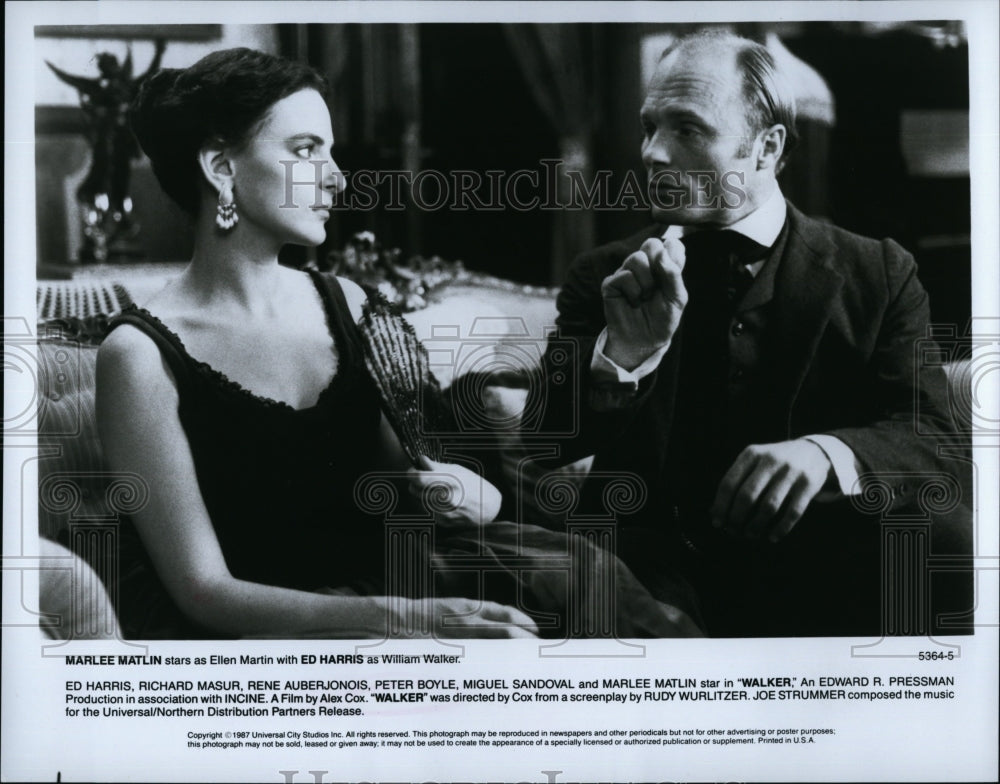 1987 Press Photo Actress Marlee Martin &amp; Ed Harris in &quot;Walker&quot;- Historic Images