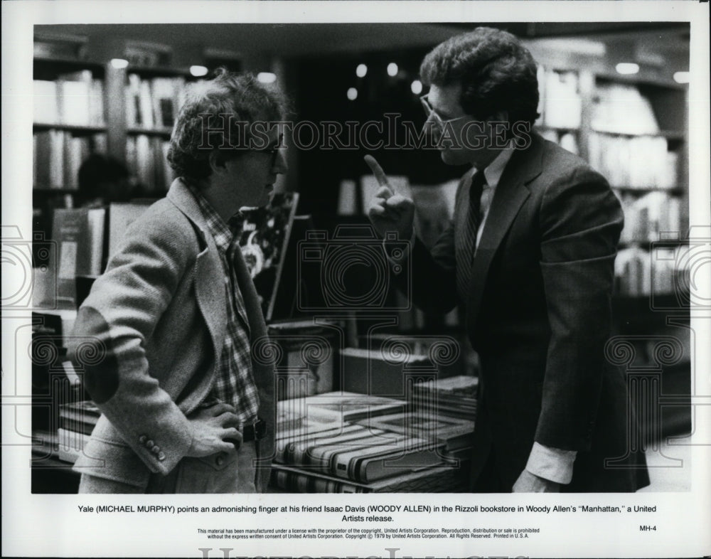 1979 Press Photo Woody Allen, Michael Murphy &quot;Manhattan&quot;- Historic Images