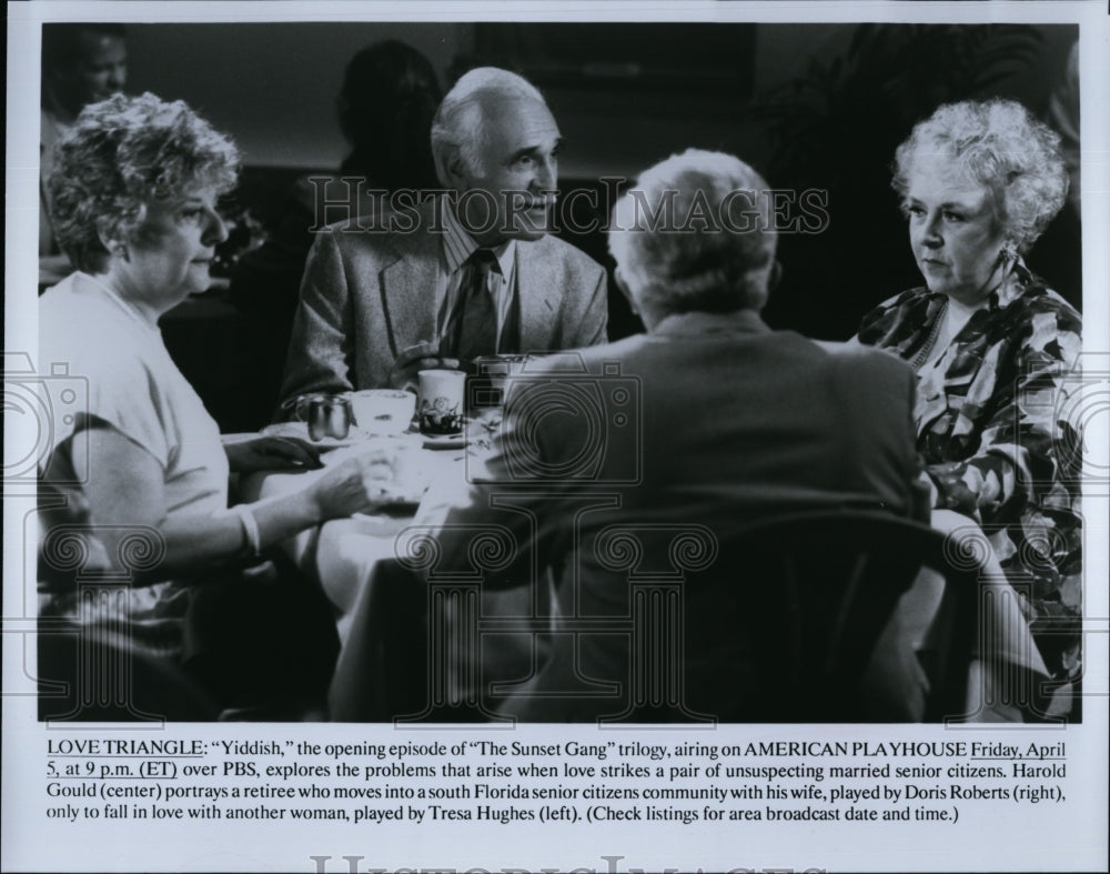 1977 Press Photo Harold Gould, Doris Roberts, Tresa Hughes &quot;Yiddish&quot;- Historic Images