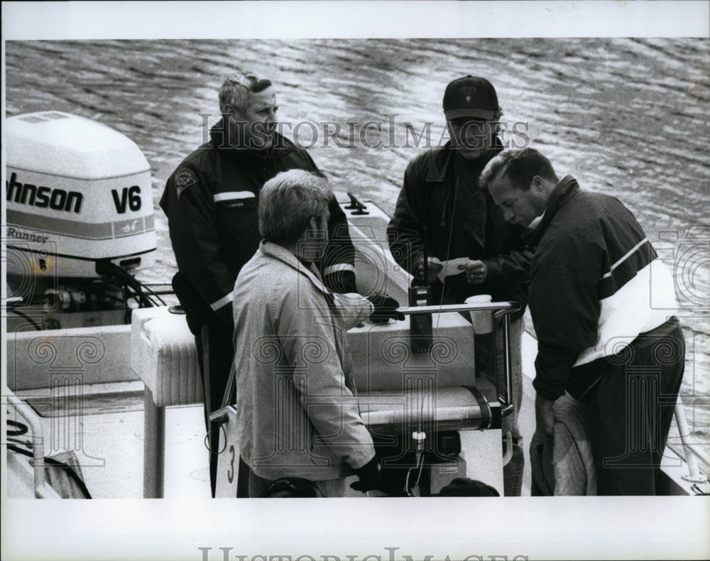 1997 Press Photo John Wals prepares to film America&#39;s Most Wanted - Historic Images