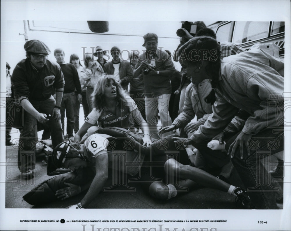 1985 Press Photo David Grant, Alexandra Paul &amp; Rae Dawn Chong In American Flyers- Historic Images