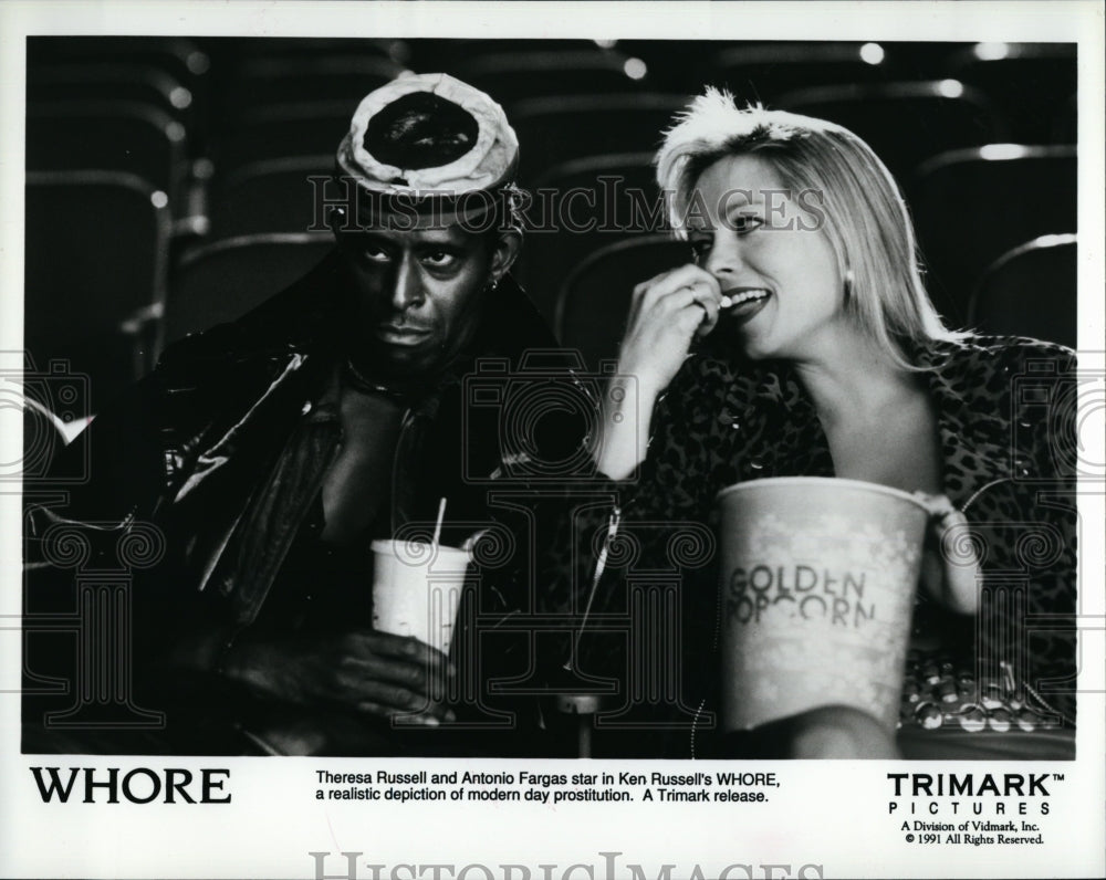 1991 Press Photo Theresa Russell, Antonio Fargas in &quot;Whore&quot;- Historic Images