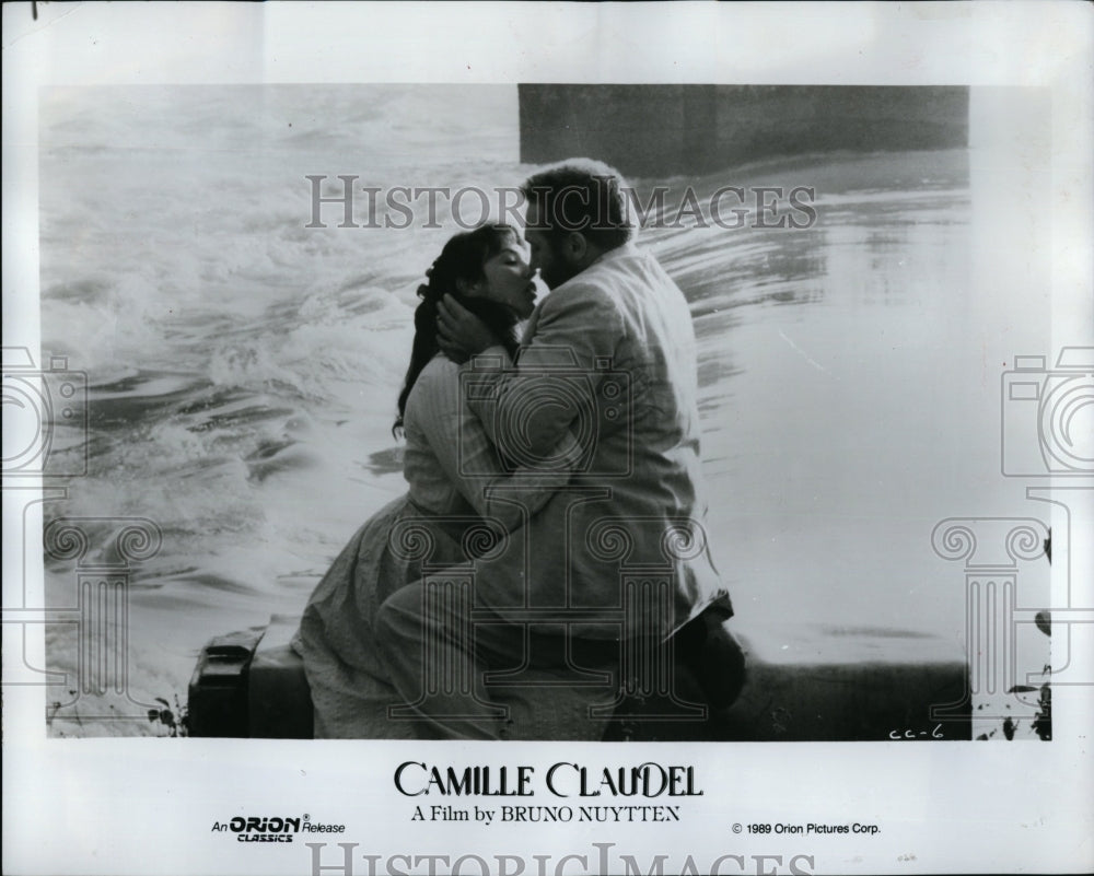 1989 Press Photo Isabelle Adjani &amp; Gerard Depardieu Star In &quot;Camille Claudel&quot;- Historic Images