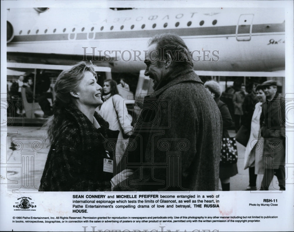 1990 Press Photo Sean Connery and Michelle Pfeiffer in &quot;The Russian House&quot;.- Historic Images