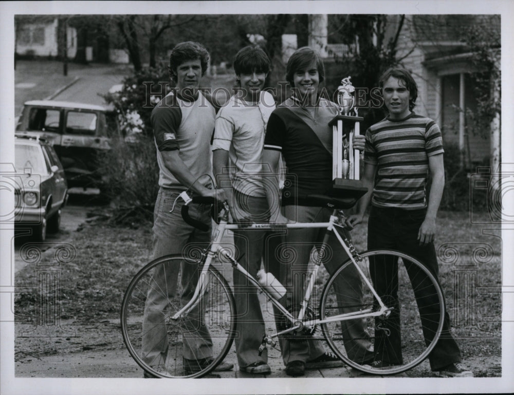 1980 Press Photo &quot;Breaking Away: Tom Wiggins,Tom Bray, Shaun Cassidy,JE Haley- Historic Images