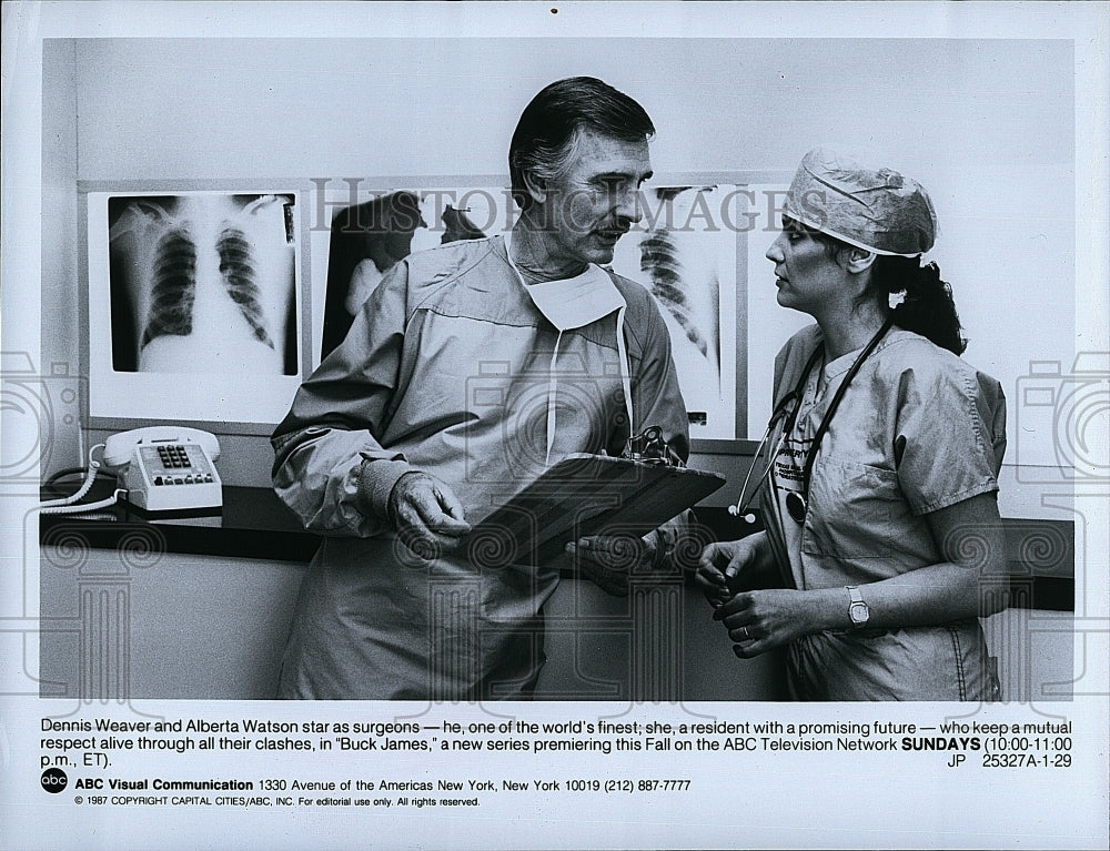 1987 Press Photo Dennis Weaver and Alberta Watson in Scene from &quot;Buck James&quot;- Historic Images