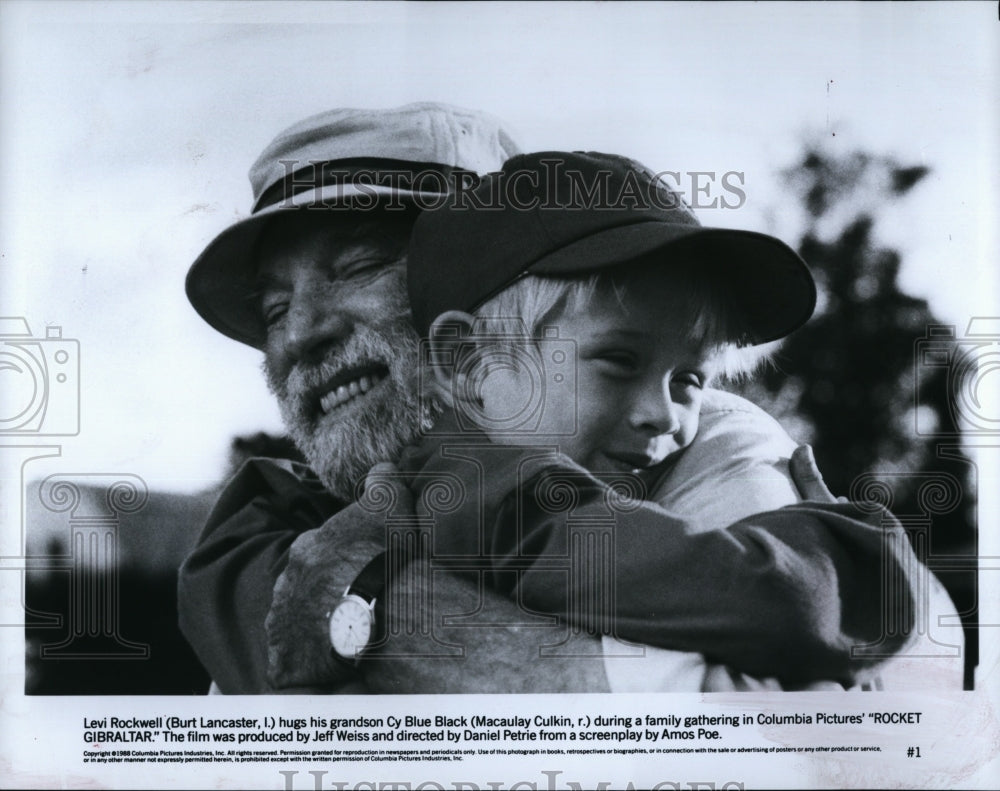 1988 Press Photo &quot;Rocket Gibraltar&quot; Burt Lancaster &amp; Macaulay Culkin- Historic Images