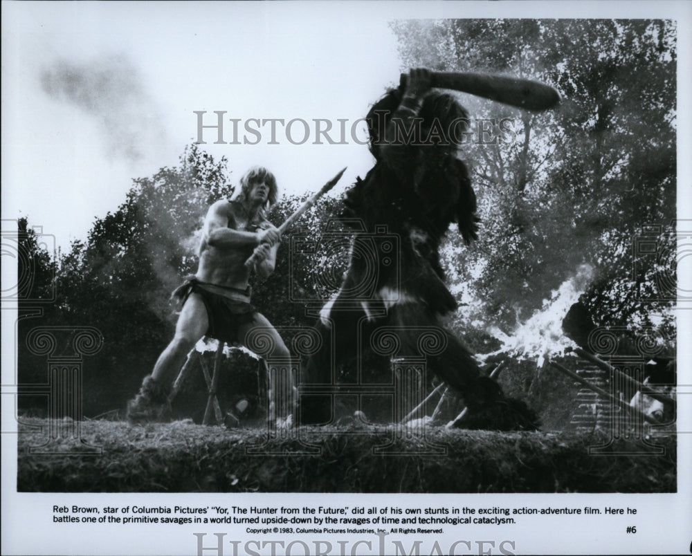 1983 Press Photo Reb Brown in &quot;Yor, The Hunter from the Future&quot;- Historic Images