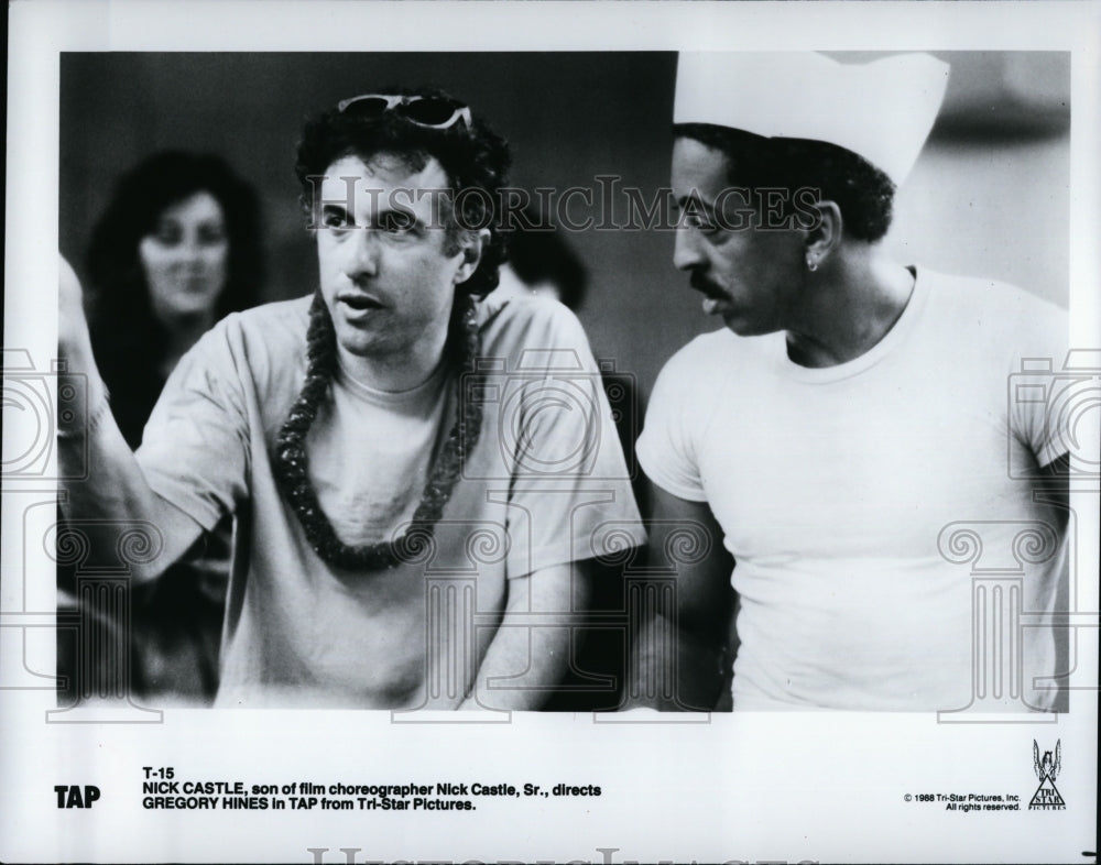 1988 Press Photo Nick Castle Directs Gregory Hines in Tap Movie- Historic Images