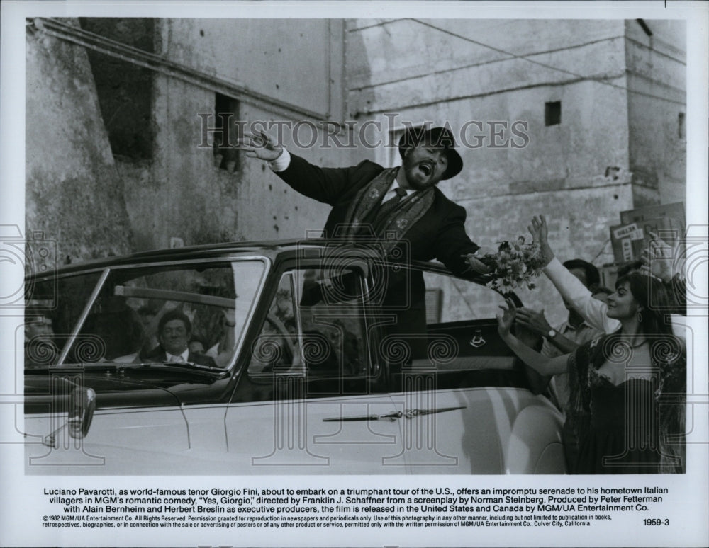 1982 Press Photo Luciano Pavarotti in &quot;Yes, Giorgio&quot;- Historic Images