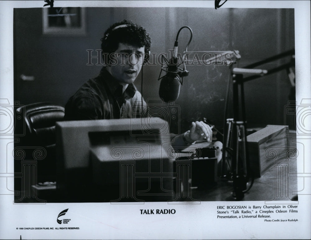 1988 Press Photo Eric Bogosian in &quot;Talk Radio&quot;- Historic Images