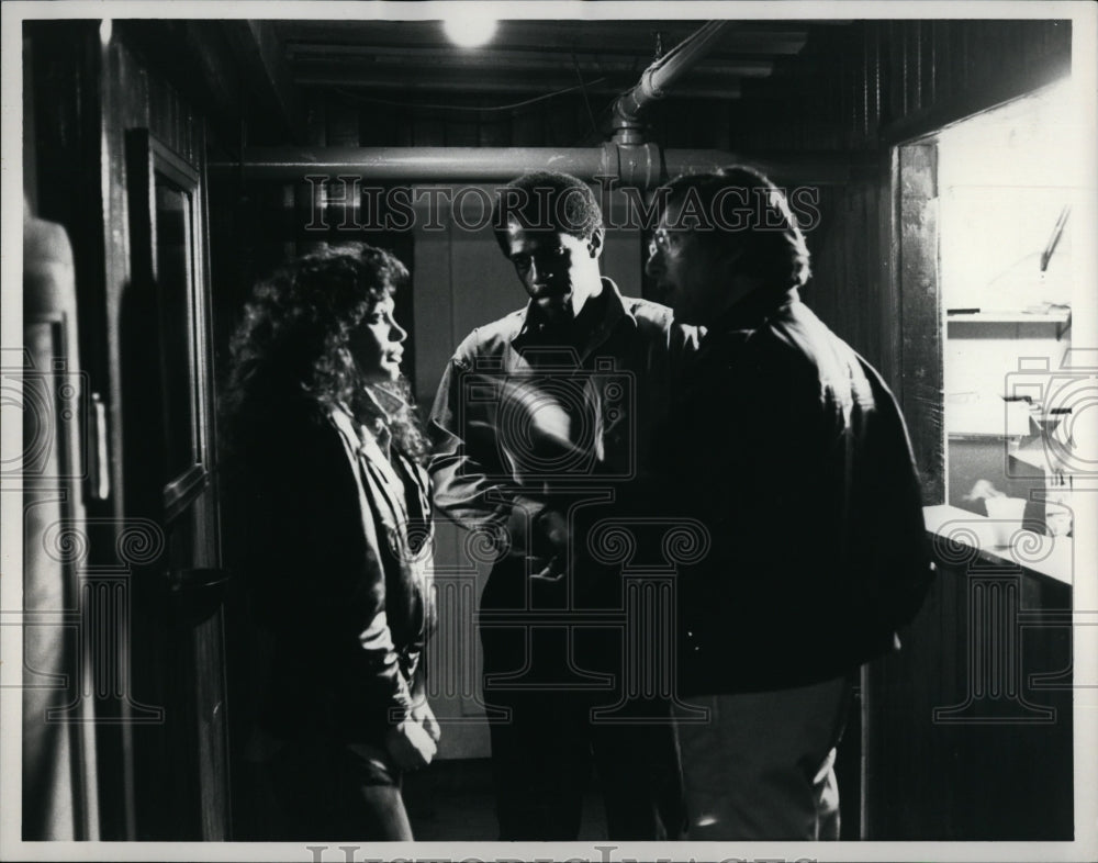 1987 Press Photo Deborah Van Valkenburgh on set of The C.A.T. Squad: Python Wolf- Historic Images