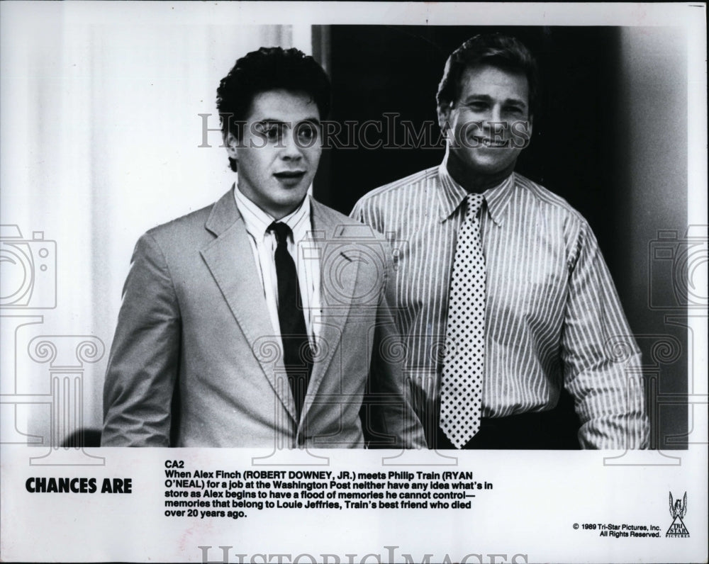 1989 Press Photo Robert Downey Jr. and Ryan O'Neal in "Chances Are"- Historic Images