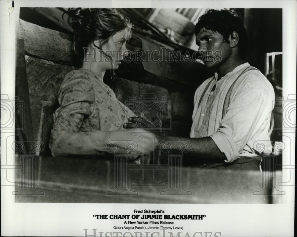 Press Photo Angela Punch and Tommy Lewis in &quot;The Chant of Jimmie Blacksmith&quot;- Historic Images