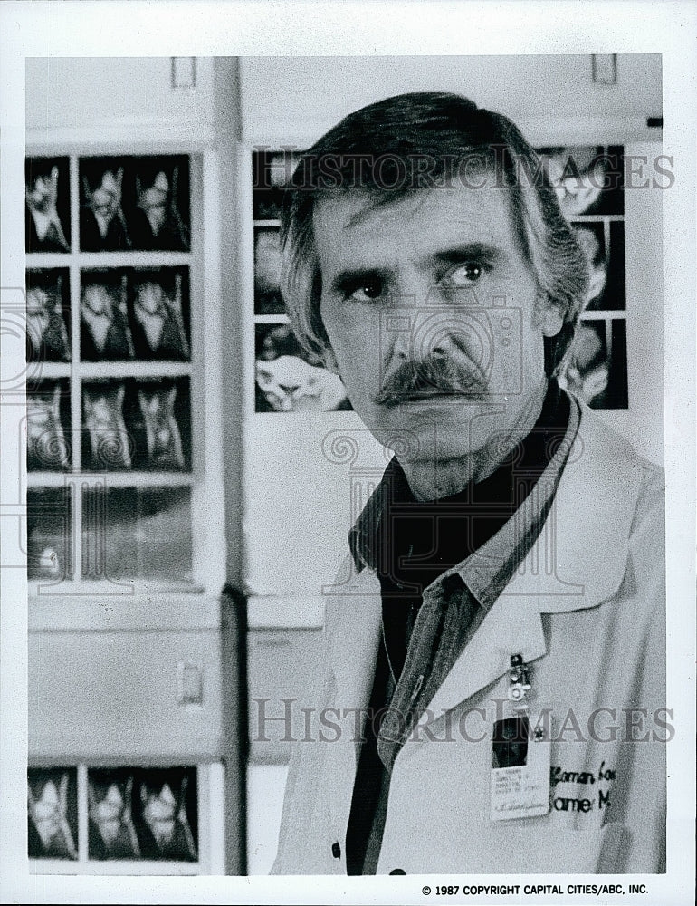 1987 Press Photo Dennis Weaver star in &quot;Buck James&quot;.- Historic Images