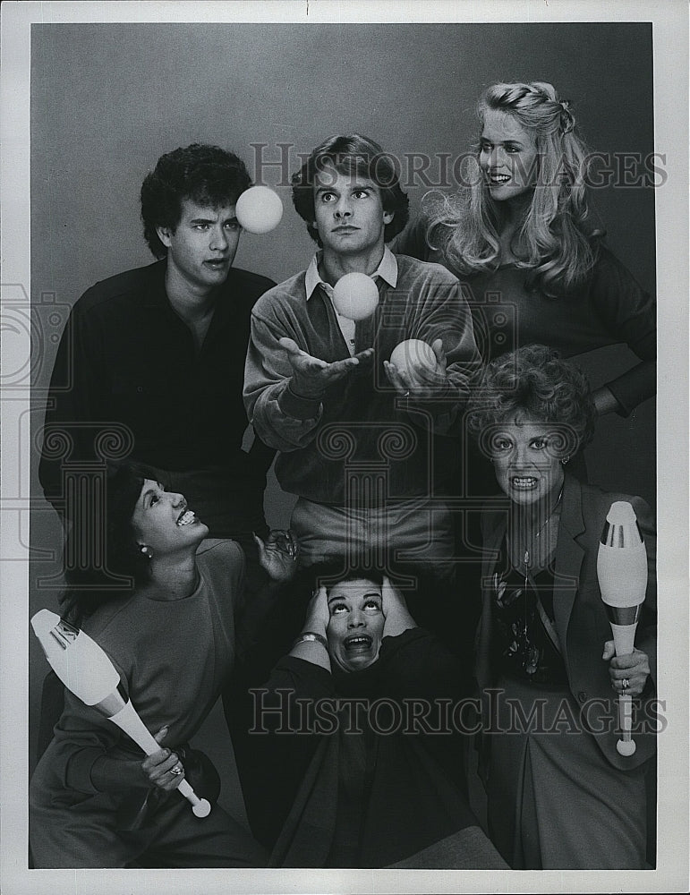 1981 Press Photo Tom Hanks, P. Scolari, D. Dixon, H. Taylor &quot;Bosom Buddies&quot;- Historic Images