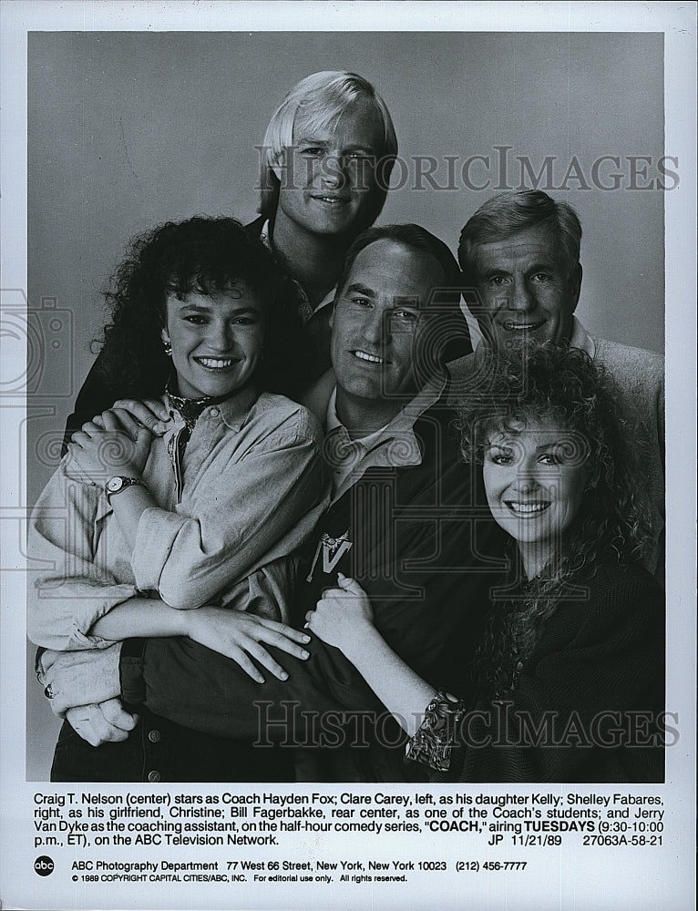 1989 Press Photo Craig T. Nelson, Clare Carey, S. Fabares, B. Fagerbakke &quot;Coach&quot;- Historic Images