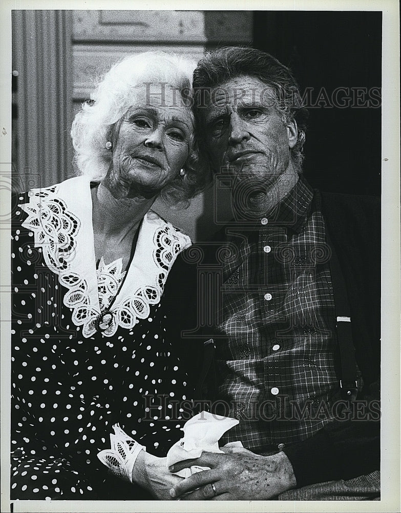 1987 Press Photo Ted Danson, Shelley Long as old people on &quot;Cheers&quot;- Historic Images