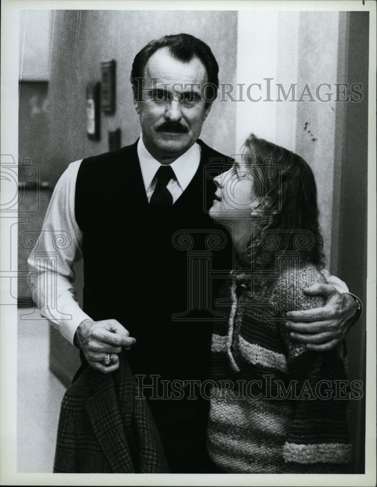 1983 Press Photo Dabney Coleman, Pippa Peartree &quot;Buffalo Bill&quot;- Historic Images