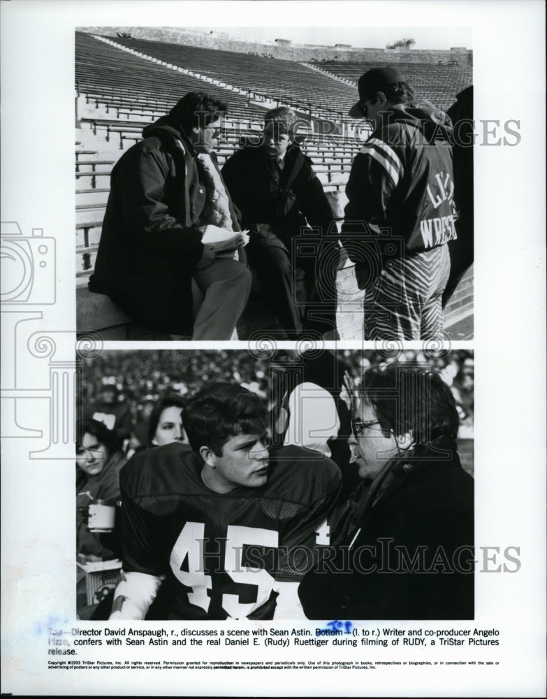 1993 Press Photo Actor Sean Astin &amp; Daniel E. Ruettiger In &quot;Rudy&quot; - Historic Images