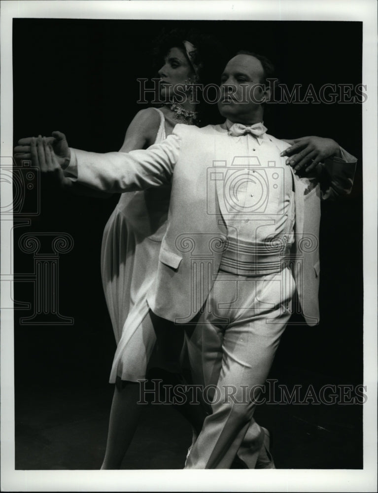 1987 Press Photo Louis Giambalvo and Suzie Plaskin in CBS&#39; &quot;Reno and Yolanda&quot;- Historic Images