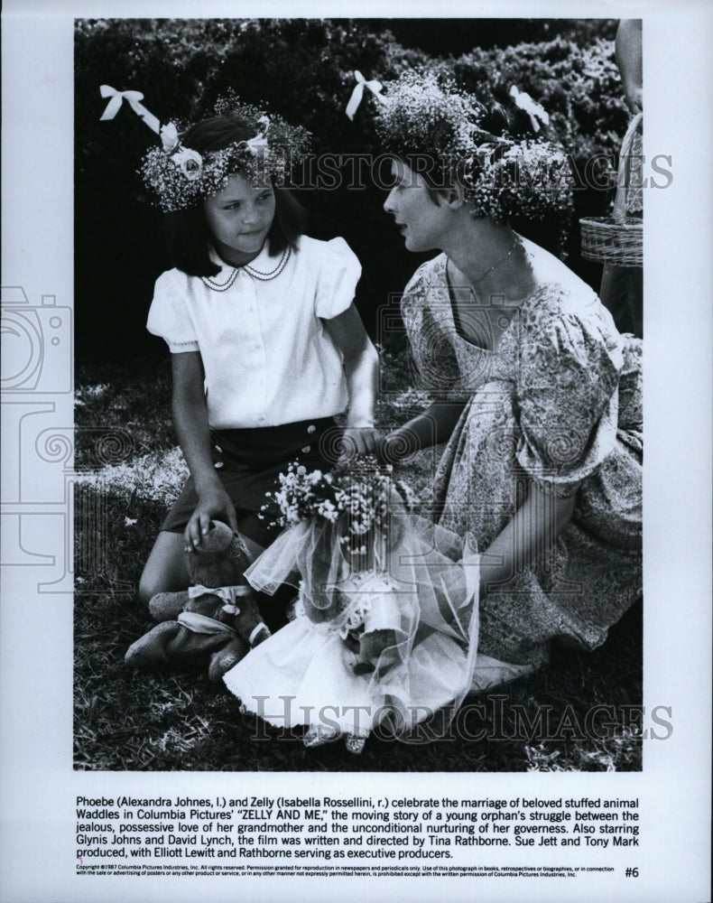 1987 Press Photo Alexandra Johnes, Isabella Rossellini &quot;Zelly and Me&quot;- Historic Images