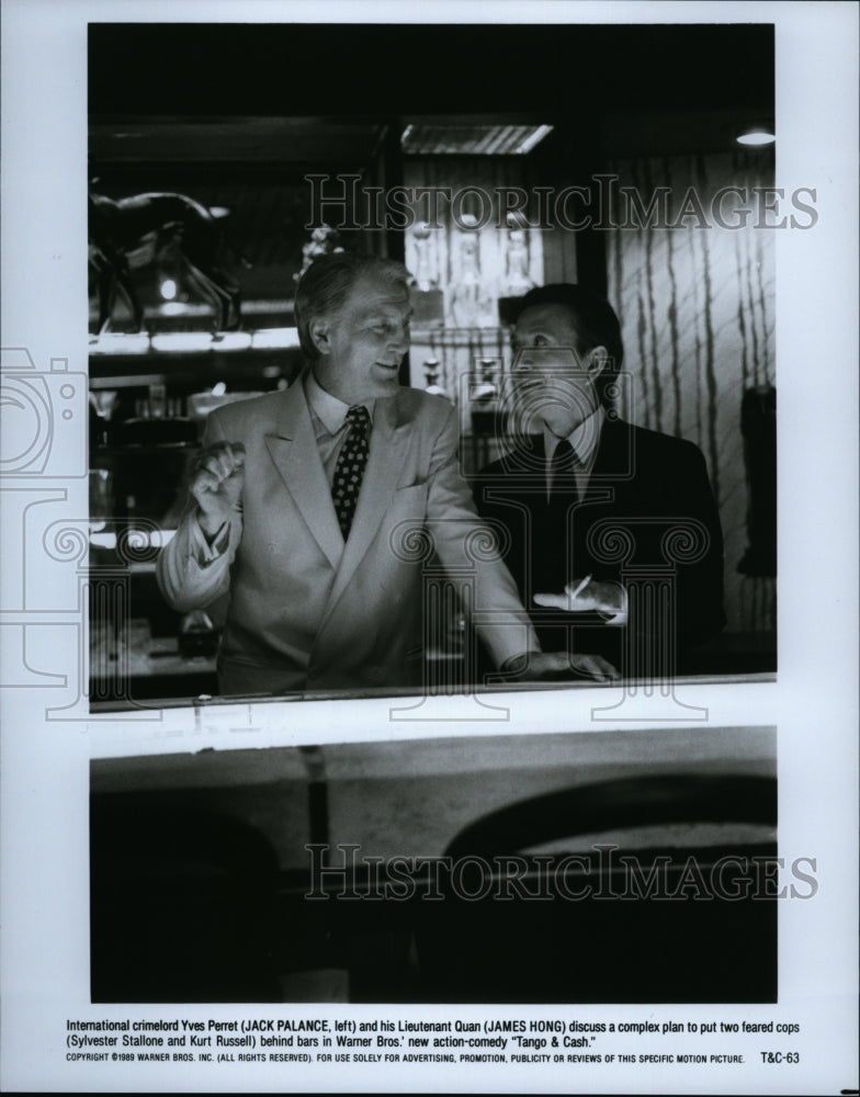 1989 Press Photo Actor Jack Palance &amp; James Hong In &quot;Tango &amp; Cash&quot;- Historic Images