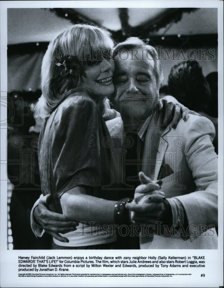 1985 Press Photo Actor Jack Lemmon &amp; Sally Kellerman In &quot;That&#39;s Life&quot;- Historic Images