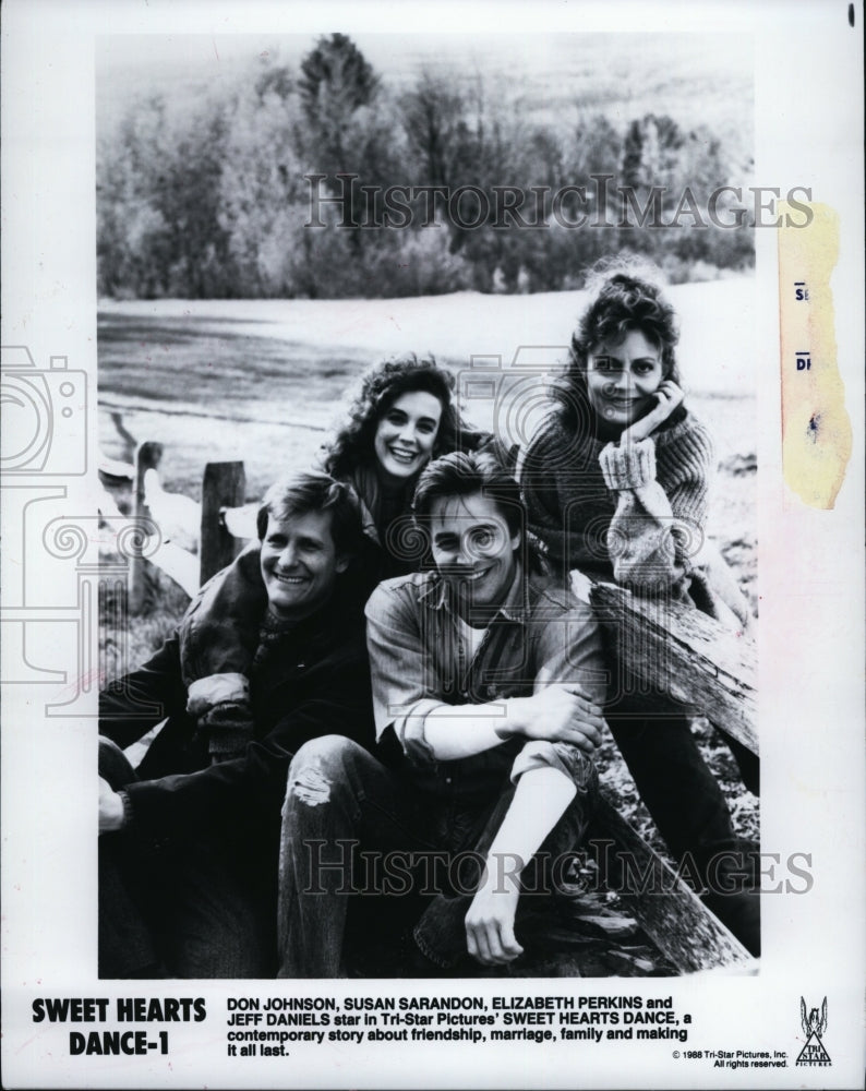 1988 Press Photo Don Johnson and Susan Sarandon in &quot;Sweet Hearts Dance&quot;- Historic Images