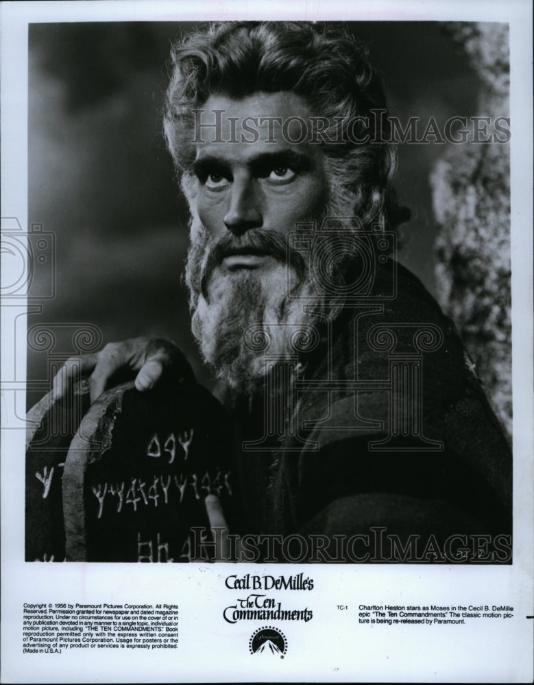 1956 Press Photo Charlton Heston Stars In &quot;The Ten Commandments&quot;- Historic Images