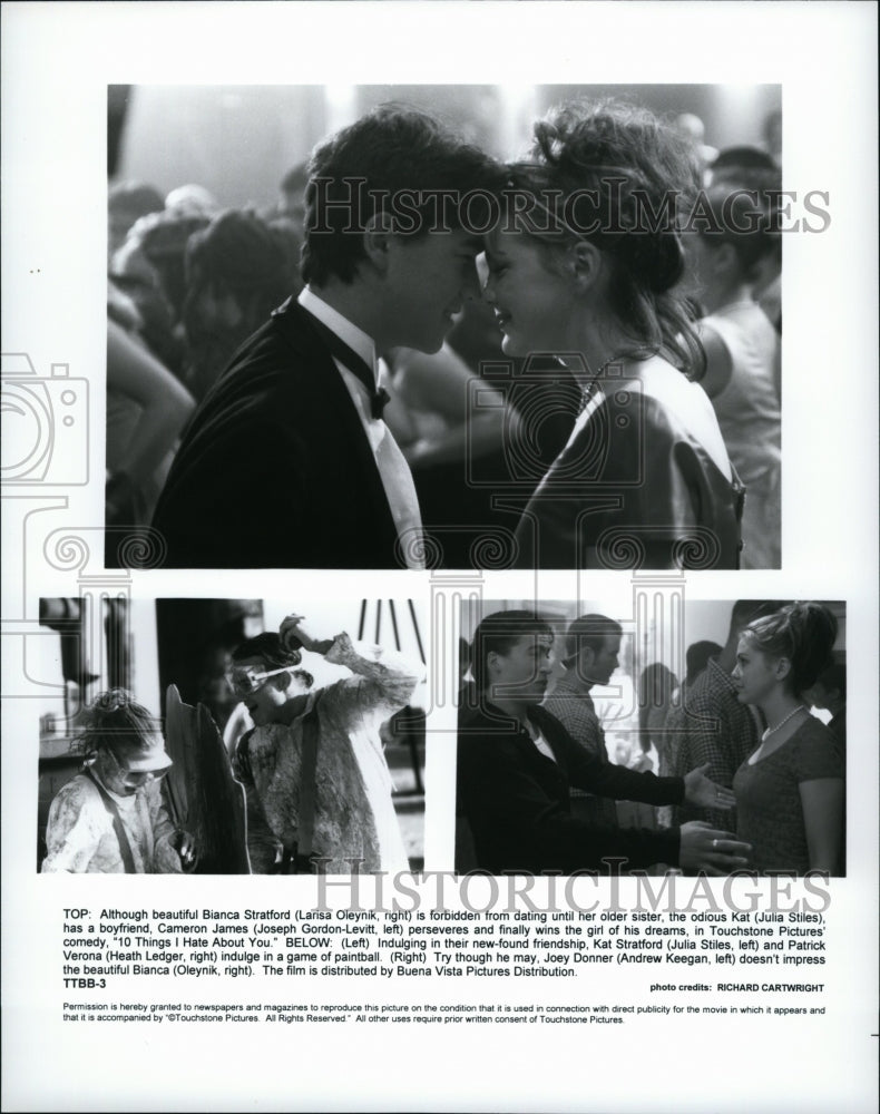 Press Photo Larisa Oleynik and Julia Stiles in &quot;10 Things I Hate About You&quot;- Historic Images