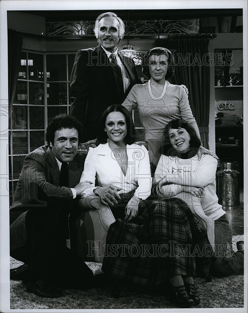 Press Photo Julie Kavner Valerie Harper Nancy Walker Stars Of Rhoda Comedy TV - Historic Images