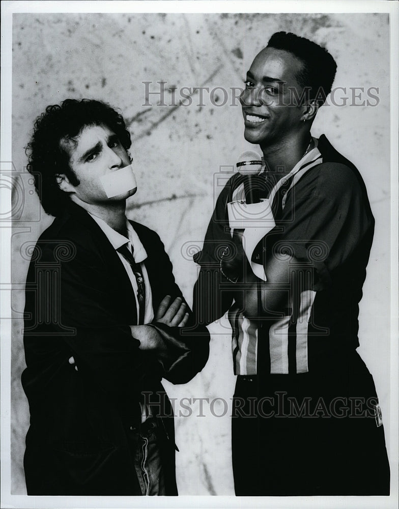 1992 Press Photo Roger Kabler Actor Miguel Nunez Jr Rhythm Blues Comedy TV Show- Historic Images